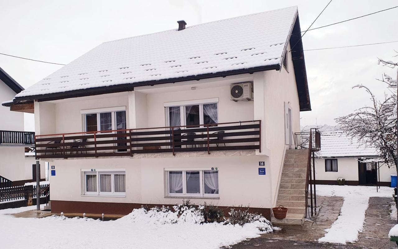 Apartman Sofia Otočac Екстериор снимка