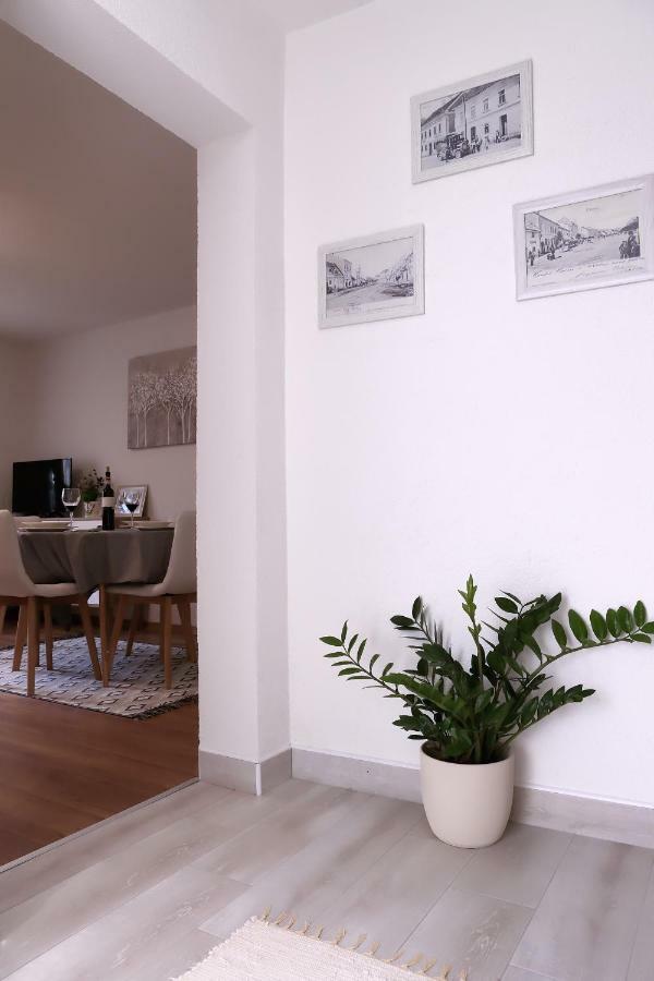 Apartman Sofia Otočac Екстериор снимка
